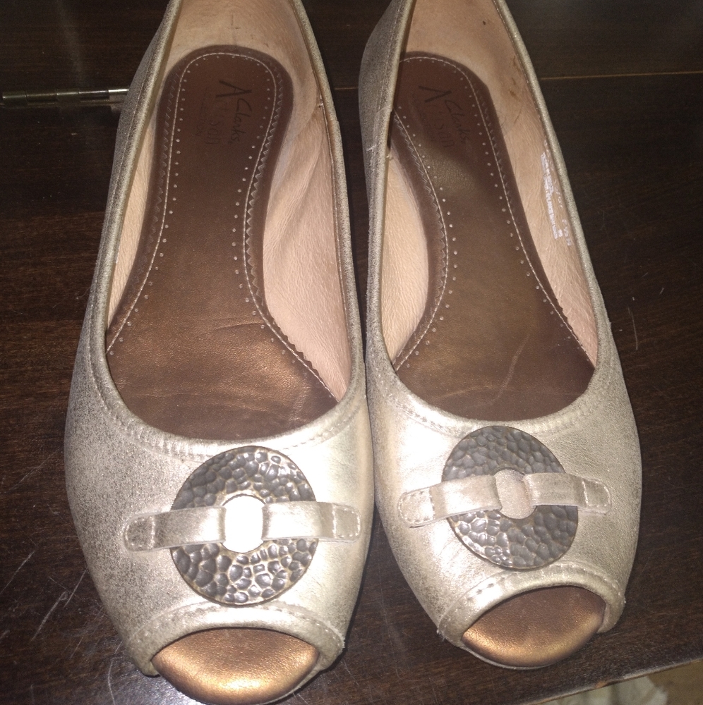 Clark's Woman's Flats size 7.5